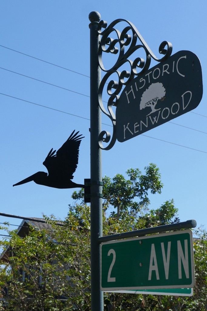 Historic Kenwood Finial, black metal pelican silhouette on the corner of 2nd Ave N and 30th Street in Historic Kenwood
