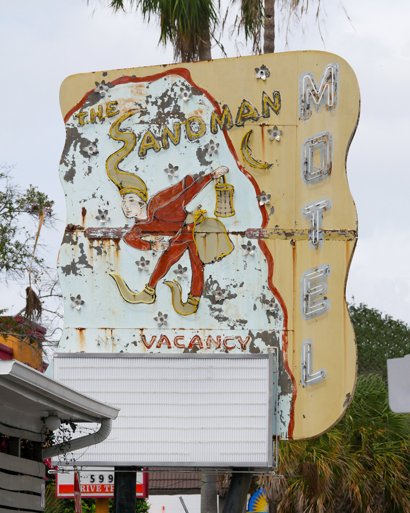 Sandman Motel, St. Petersburg, Florida, photo by Luci Westphal